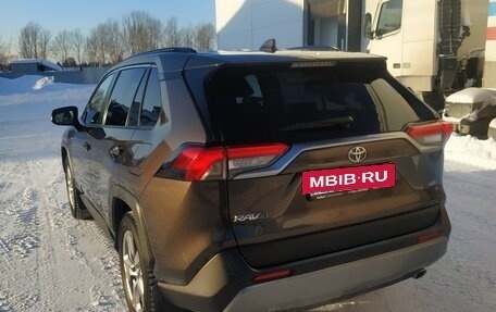 Toyota RAV4, 2021 год, 3 980 000 рублей, 20 фотография