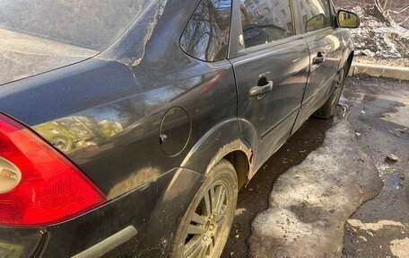 Ford Focus II рестайлинг, 2005 год, 200 000 рублей, 16 фотография