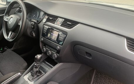 Skoda Octavia, 2015 год, 1 000 000 рублей, 10 фотография