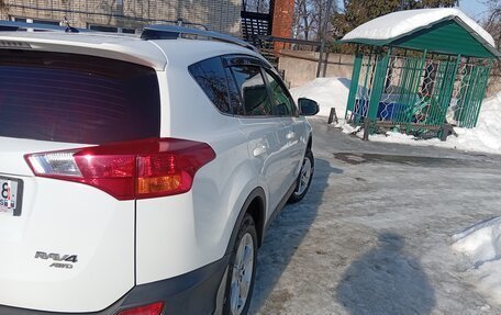 Toyota RAV4, 2014 год, 1 820 000 рублей, 4 фотография