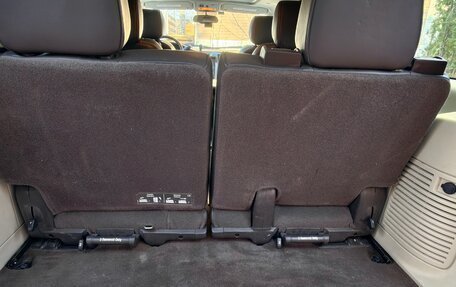 Cadillac Escalade III, 2011 год, 1 900 000 рублей, 17 фотография