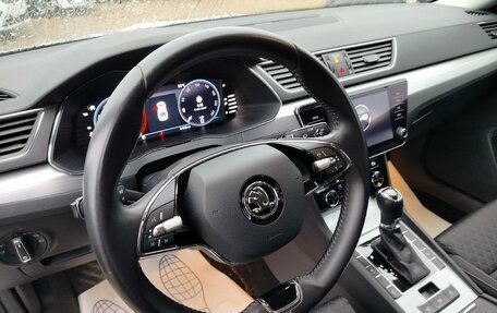 Skoda Superb III рестайлинг, 2021 год, 3 480 000 рублей, 3 фотография