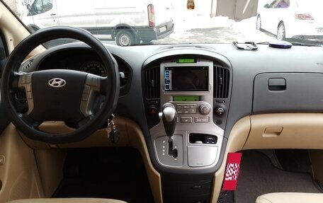 Hyundai Grand Starex Grand Starex I рестайлинг 2, 2014 год, 3 600 000 рублей, 11 фотография