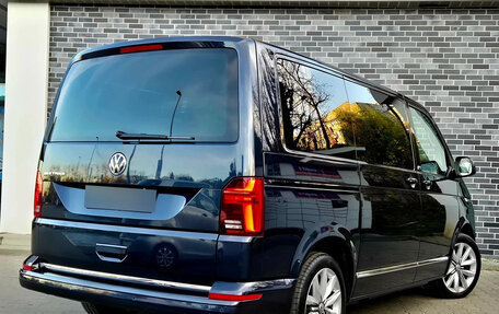 Volkswagen Multivan T6 рестайлинг, 2021 год, 7 000 000 рублей, 7 фотография