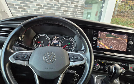 Volkswagen Multivan T6 рестайлинг, 2021 год, 7 000 000 рублей, 14 фотография