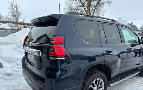 Toyota Land Cruiser Prado 150 рестайлинг 2, 2018 год, 6 000 000 рублей, 6 фотография