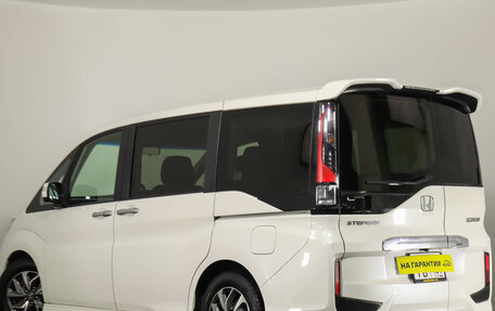 Honda Stepwgn IV, 2015 год, 2 249 000 рублей, 7 фотография