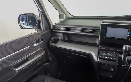 Honda Stepwgn IV, 2015 год, 2 249 000 рублей, 14 фотография