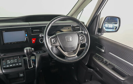 Honda Stepwgn IV, 2015 год, 2 249 000 рублей, 16 фотография