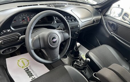 Chevrolet Niva I рестайлинг, 2010 год, 545 000 рублей, 9 фотография