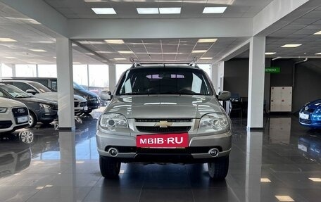 Chevrolet Niva I рестайлинг, 2010 год, 545 000 рублей, 3 фотография