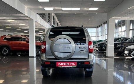 Chevrolet Niva I рестайлинг, 2010 год, 545 000 рублей, 4 фотография