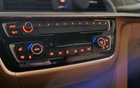 BMW 3 серия, 2018 год, 2 950 000 рублей, 11 фотография