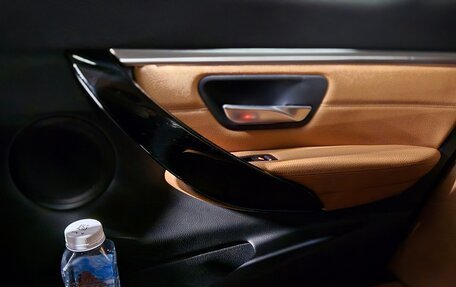 BMW 3 серия, 2018 год, 2 950 000 рублей, 13 фотография