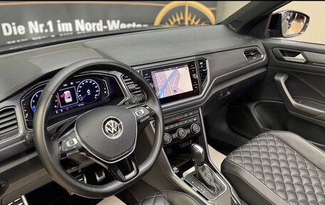 Volkswagen T-Roc I, 2022 год, 2 960 000 рублей, 10 фотография