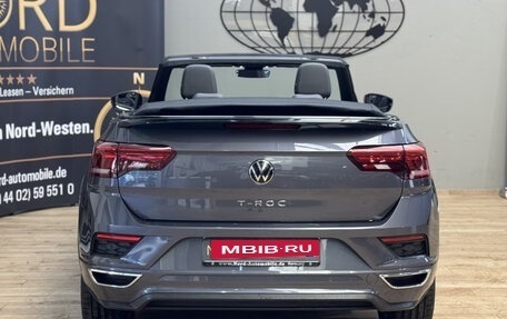 Volkswagen T-Roc I, 2022 год, 2 960 000 рублей, 5 фотография