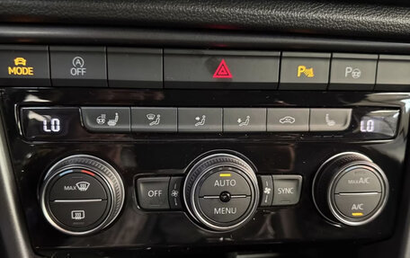 Volkswagen T-Roc I, 2022 год, 2 960 000 рублей, 19 фотография