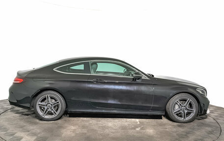 Mercedes-Benz C-Класс, 2018 год, 3 260 000 рублей, 4 фотография