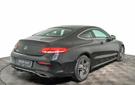 Mercedes-Benz C-Класс, 2018 год, 3 260 000 рублей, 5 фотография