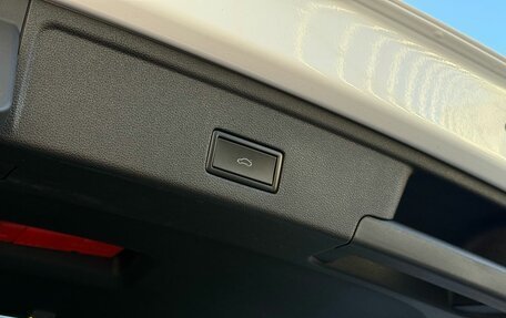 Volkswagen Touareg III, 2019 год, 5 950 000 рублей, 30 фотография