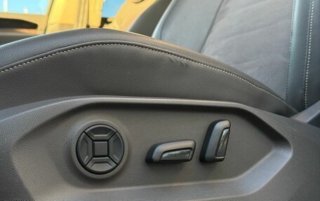 Volkswagen Touareg III, 2019 год, 5 950 000 рублей, 27 фотография