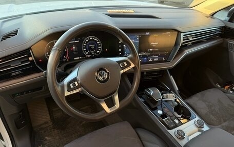 Volkswagen Touareg III, 2019 год, 5 950 000 рублей, 11 фотография
