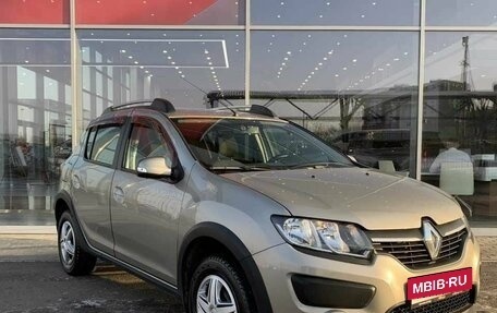 Renault Sandero II рестайлинг, 2016 год, 800 000 рублей, 5 фотография