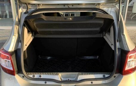 Renault Sandero II рестайлинг, 2016 год, 800 000 рублей, 11 фотография