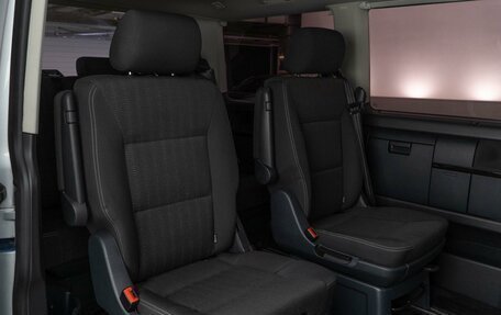 Volkswagen Multivan T6 рестайлинг, 2016 год, 3 427 077 рублей, 7 фотография