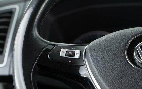 Volkswagen Multivan T6 рестайлинг, 2016 год, 3 427 077 рублей, 12 фотография