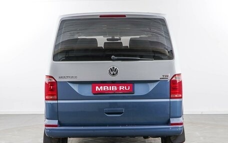 Volkswagen Multivan T6 рестайлинг, 2016 год, 3 427 077 рублей, 4 фотография