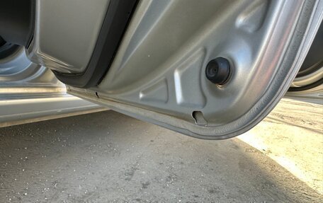 Honda Fit III, 2010 год, 850 000 рублей, 17 фотография