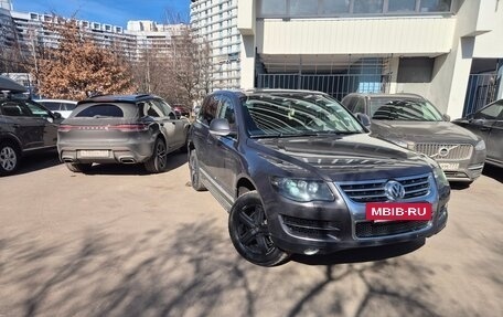 Volkswagen Touareg III, 2009 год, 850 000 рублей, 2 фотография