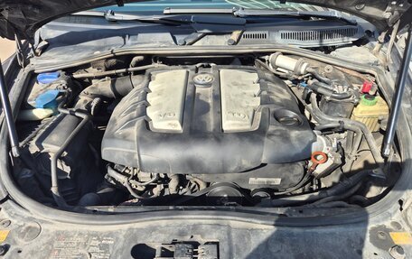 Volkswagen Touareg III, 2009 год, 850 000 рублей, 14 фотография