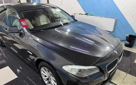 BMW 5 серия, 2012 год, 1 400 000 рублей, 2 фотография