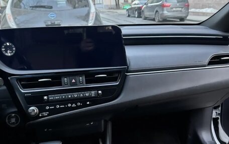 Lexus ES VII, 2023 год, 4 100 000 рублей, 9 фотография