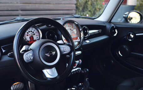 MINI Hatch, 2010 год, 950 000 рублей, 15 фотография