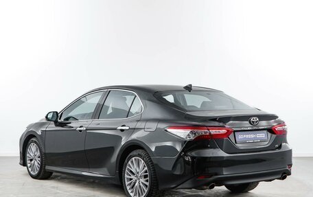 Toyota Camry, 2018 год, 2 997 444 рублей, 2 фотография