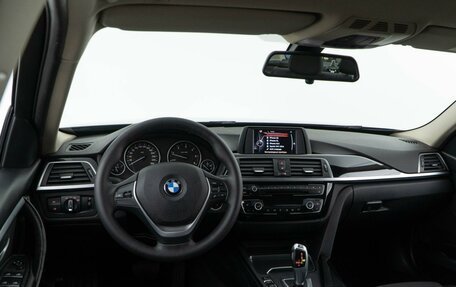 BMW 3 серия, 2017 год, 1 699 050 рублей, 6 фотография