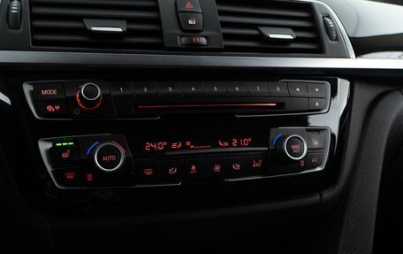 BMW 3 серия, 2017 год, 1 699 050 рублей, 17 фотография