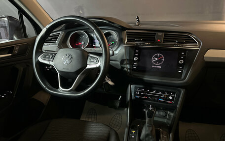 Volkswagen Tiguan II, 2021 год, 3 380 000 рублей, 10 фотография