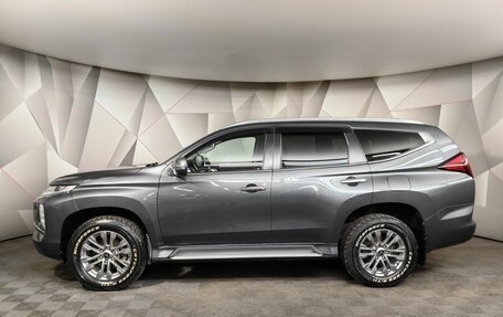Mitsubishi Pajero Sport III рестайлинг, 2022 год, 4 500 000 рублей, 5 фотография
