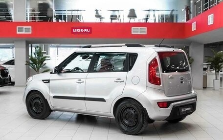 KIA Soul I рестайлинг, 2011 год, 850 000 рублей, 2 фотография