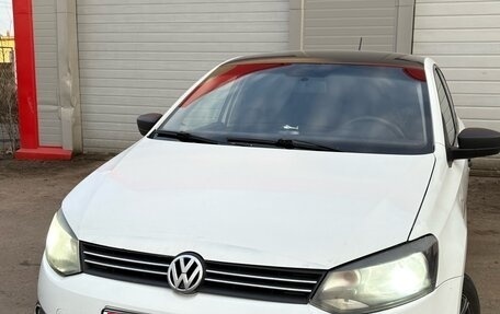 Volkswagen Polo VI (EU Market), 2014 год, 395 000 рублей, 1 фотография