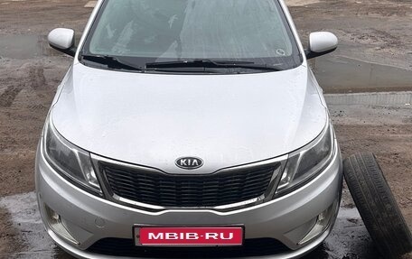 KIA Rio III рестайлинг, 2012 год, 750 000 рублей, 1 фотография