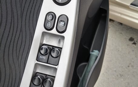 Hyundai Solaris II рестайлинг, 2012 год, 950 000 рублей, 15 фотография