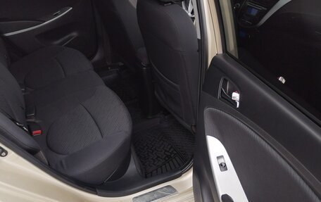 Hyundai Solaris II рестайлинг, 2012 год, 950 000 рублей, 17 фотография