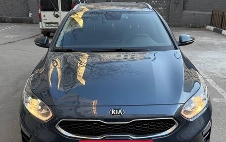 KIA cee'd III, 2019 год, 2 000 000 рублей, 2 фотография