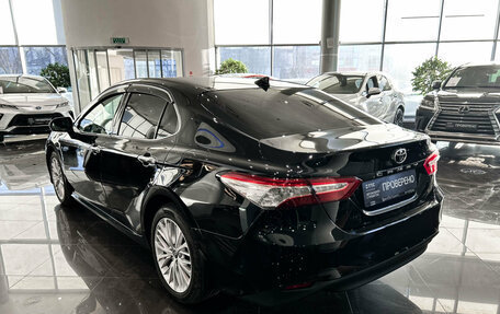 Toyota Camry, 2018 год, 2 993 000 рублей, 11 фотография