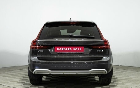 Volvo V90 Cross Country I рестайлинг, 2020 год, 3 799 777 рублей, 6 фотография